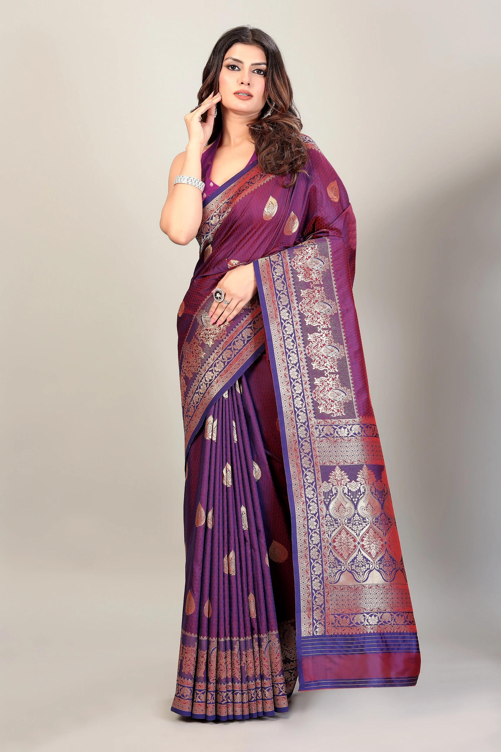 VK Saree 01